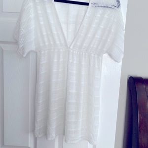 White size small beach coverup